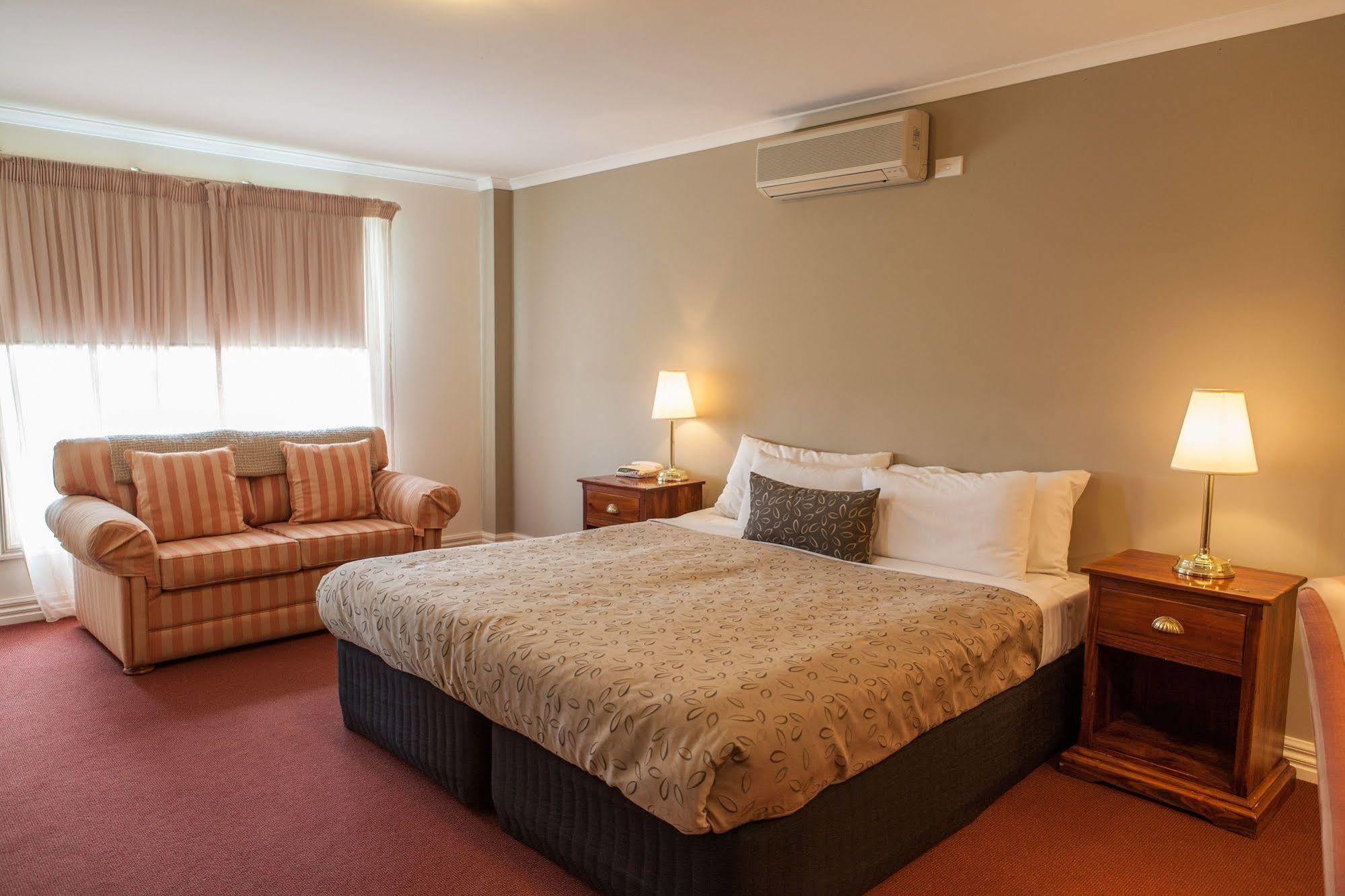 Cleveland Estate Hotell Lance Field Exteriör bild